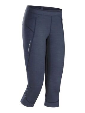 Arc’teryx Nera 3/4 trail running tights, dark heather gray, women’s small